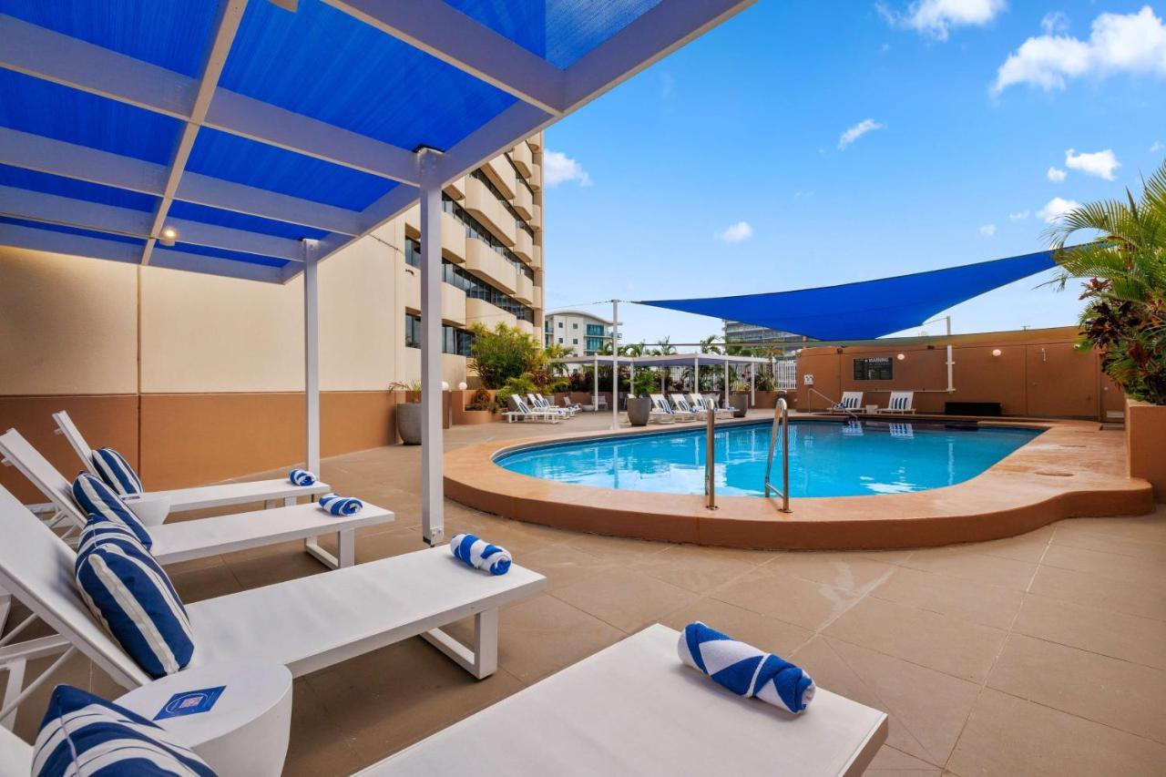 Hilton Darwin Hotell Exteriör bild